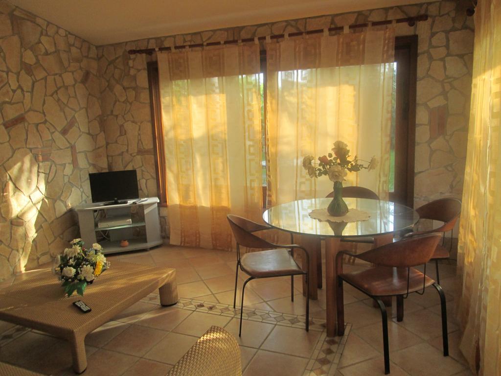 Complesso Turistico Ricettivo L'Oasi Del Golfo Di Salerno Apartment Battipaglia Room photo